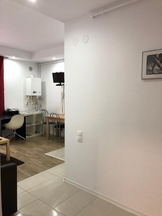 Dora High Life - North Apartment Stefanestii de Jos Ngoại thất bức ảnh